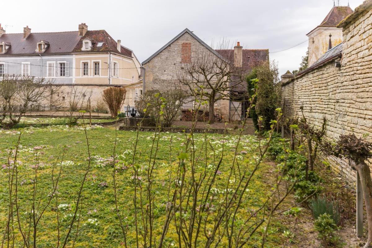 Le Clos De Tweed Tanlay Zewnętrze zdjęcie